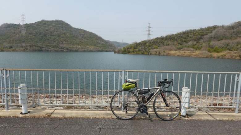 権現池の風景