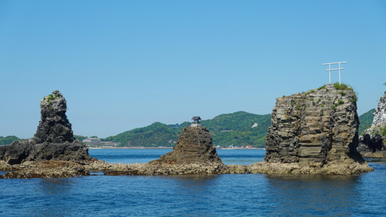 夫婦岩