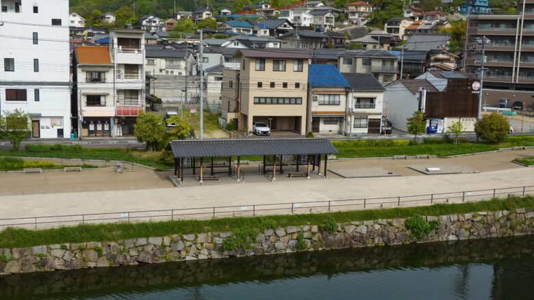 三原城の天守台からの光景