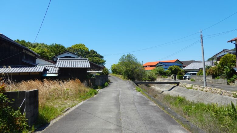 国道196号線を離れて海岸方向へ