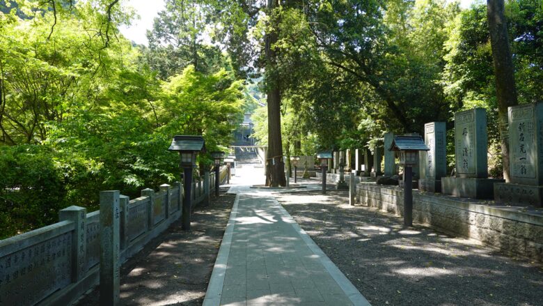 石鎚神社（口之宮本社）の境内を歩く