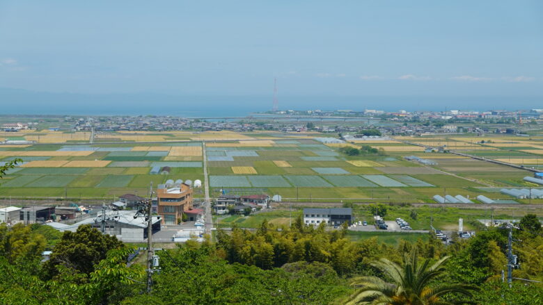 懐かしさを感じせる田園風景