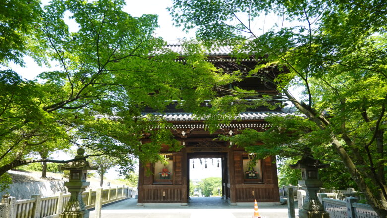 随神像、存在感が希薄かも