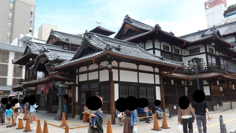 道後温泉本館、国の重要文化財ですよ