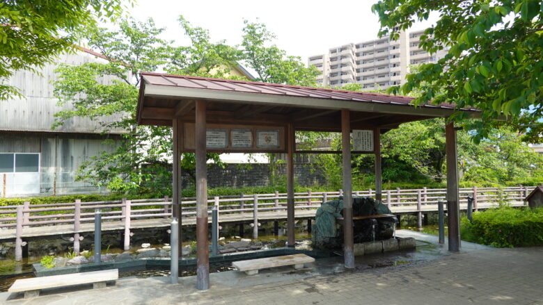 西条市総合福祉センターの敷地内にある水飲み場