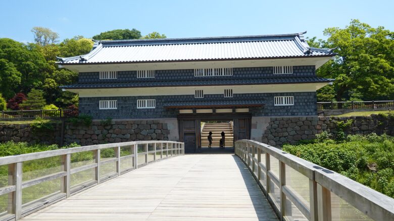 鼠多門橋