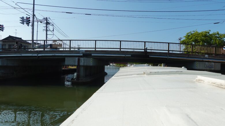 放生津橋